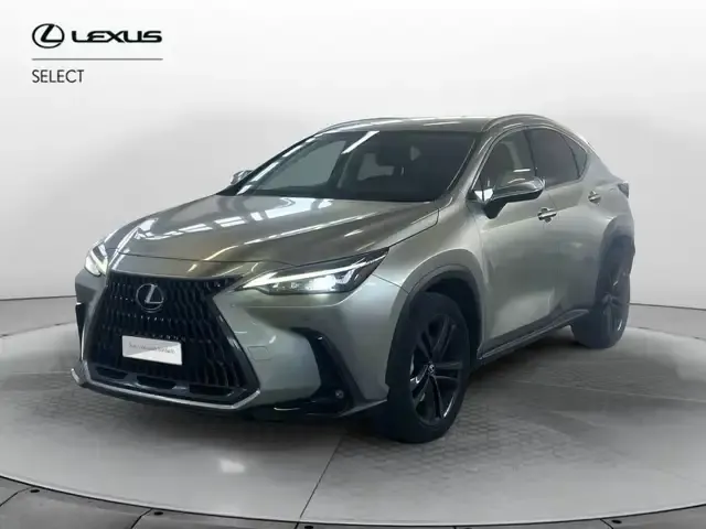 Lexus NX 450h+