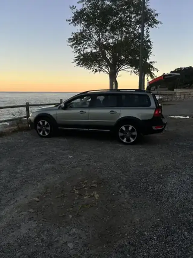 Volvo XC70