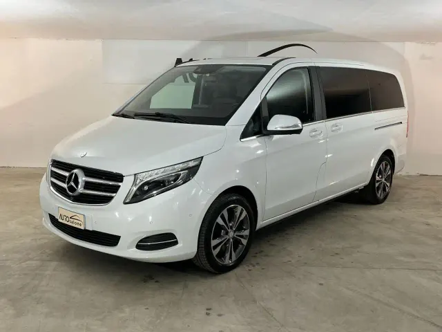 Mercedes-Benz V 250