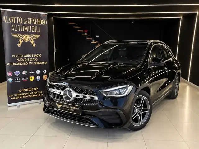 Mercedes-Benz GLA 220
