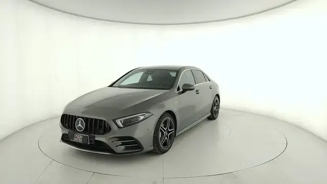 Mercedes-Benz A 35 AMG
