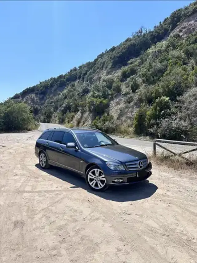 Mercedes-Benz C 220