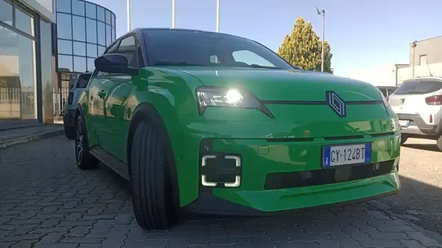 Renault R 5