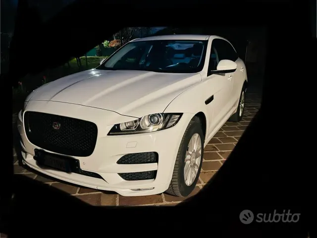 Jaguar F-Pace (X761)