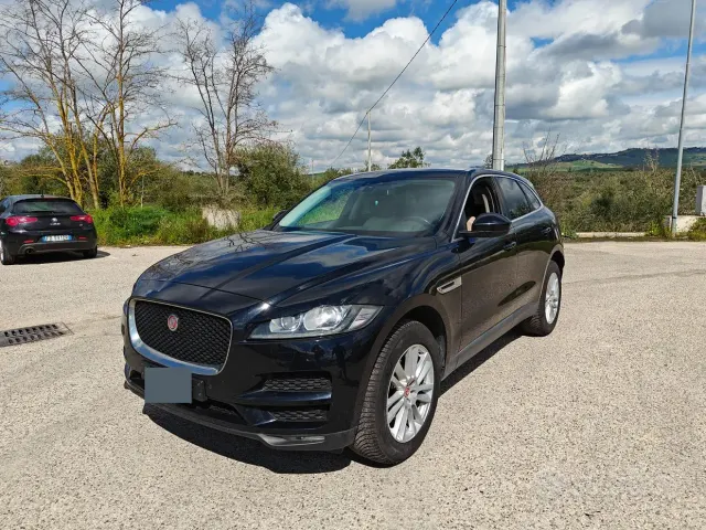 Jaguar F-Pace (X761)