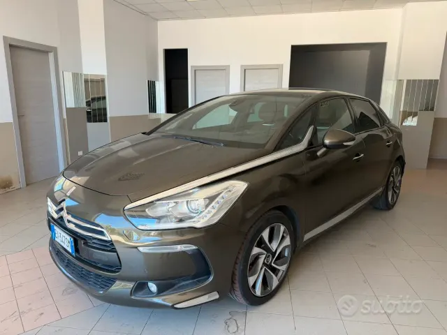 DS DS 5