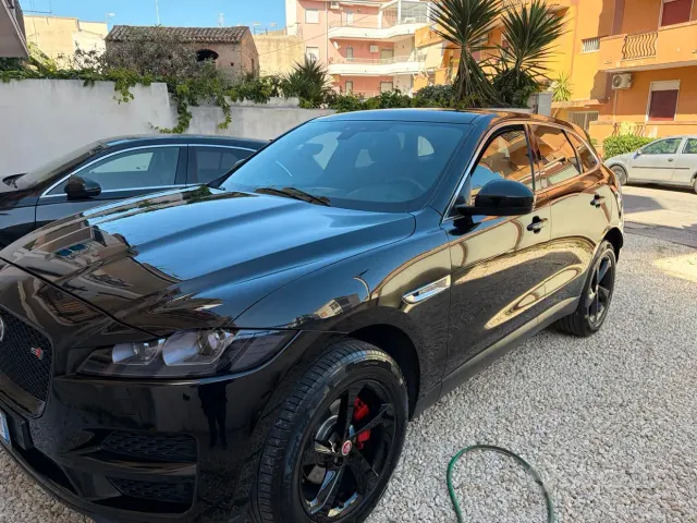 Jaguar F-Pace (X761)