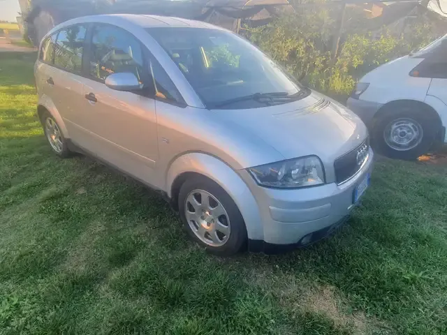 Audi A2