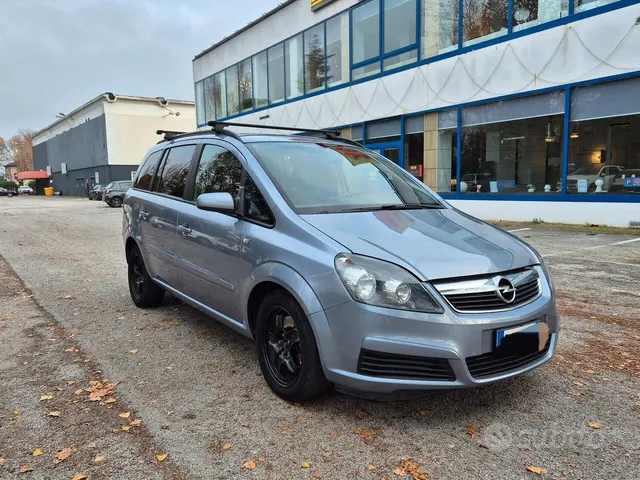 Opel Zafira 2ª serie
