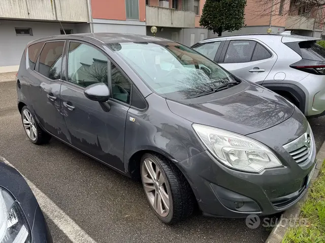 Opel Meriva 2ª serie