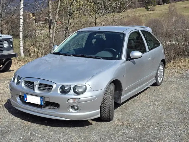 MG ZR
