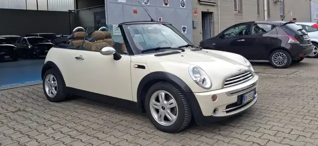 MINI Cooper Cabrio