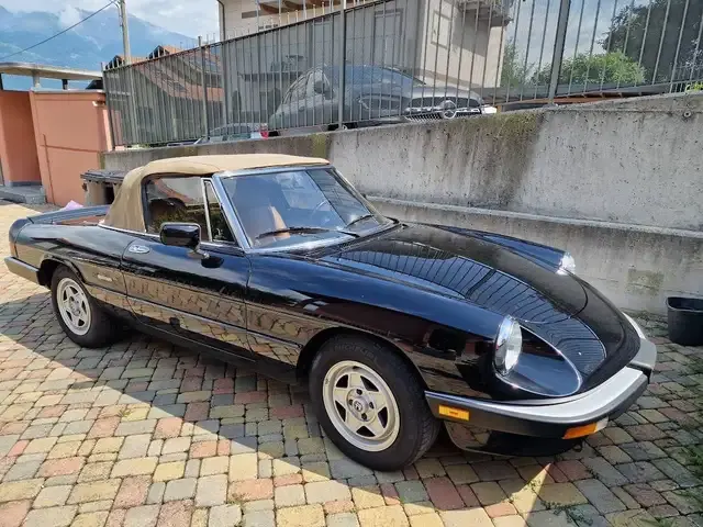 Alfa Romeo Spider