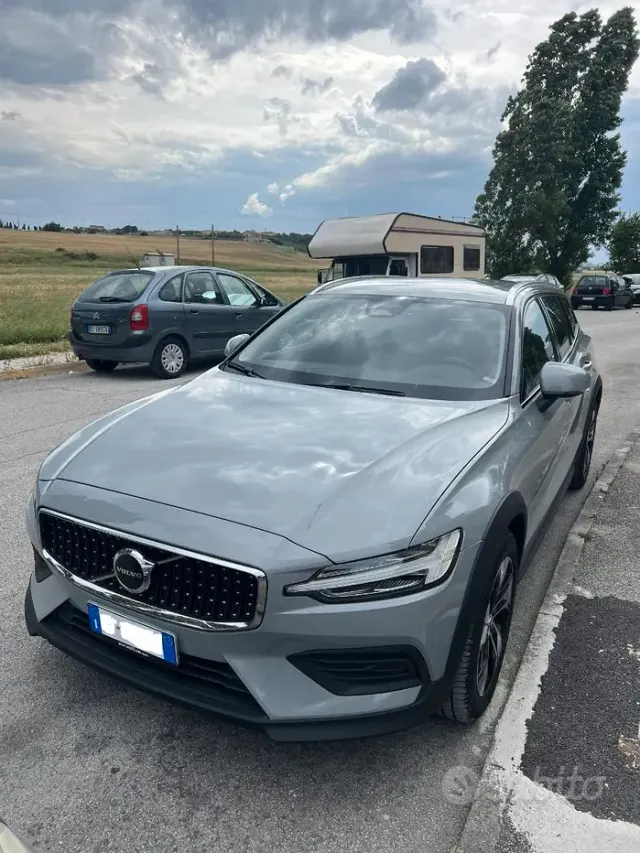 Volvo V60 CC (2018-2024)