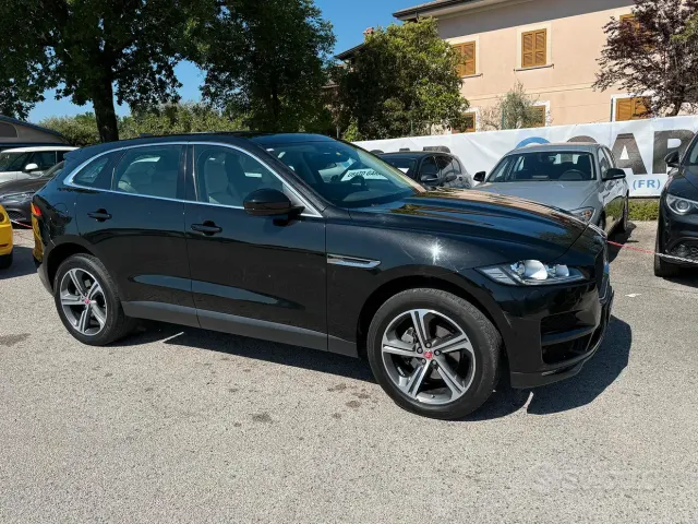 Jaguar F-Pace (X761)