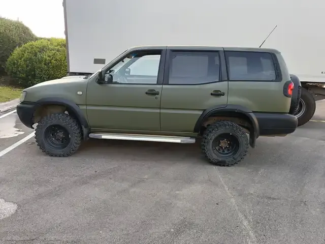 Nissan Terrano