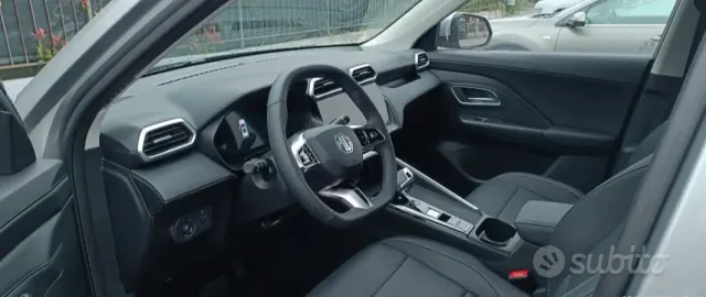 MG ZS (2024-->)