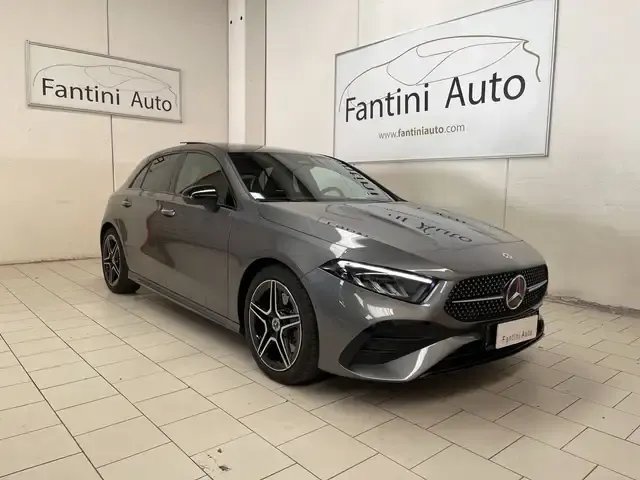 Mercedes-Benz A 220