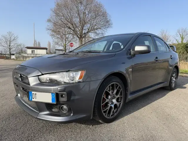 Mitsubishi Lancer Evo