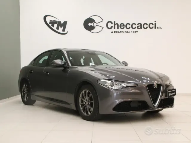 Alfa Romeo Giulia (2016)