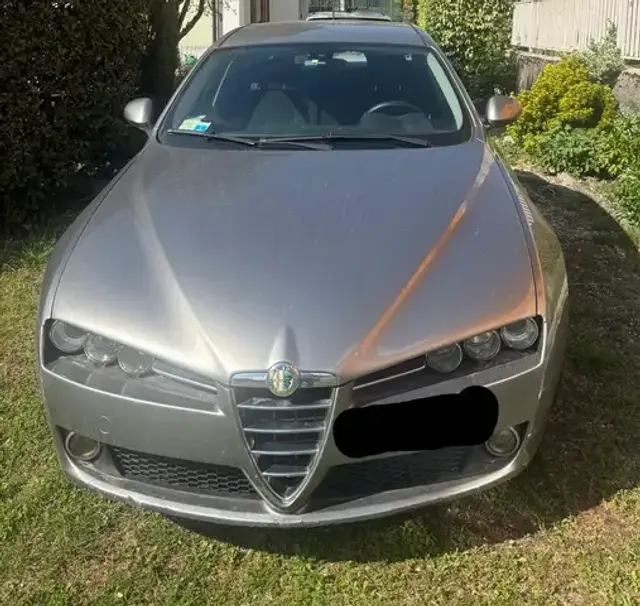 Alfa Romeo 159