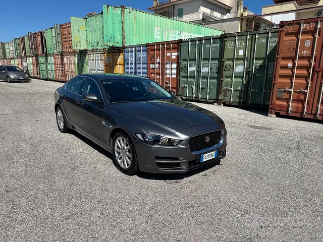 Jaguar XE (X760)
