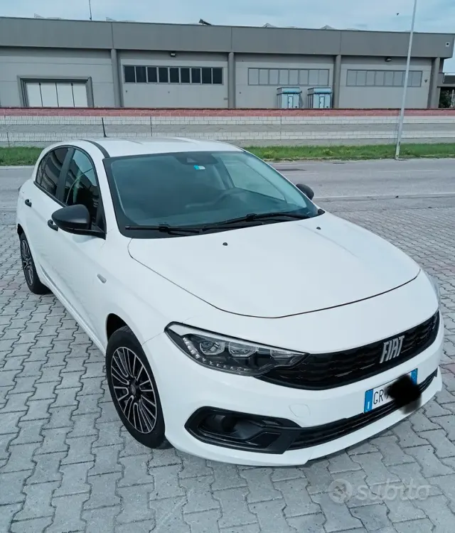 Fiat Tipo (2015-->)