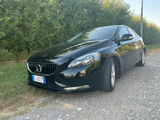 Volvo V40 (2012-2020)
