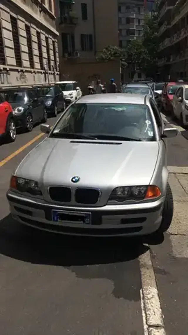 BMW 318