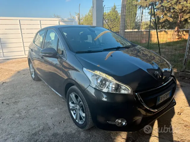 Peugeot 208 1° serie
