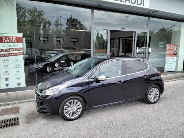Peugeot 208 1° serie
