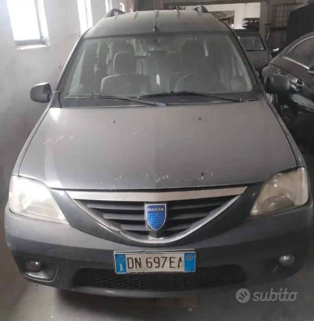 Dacia Logan 1ª serie