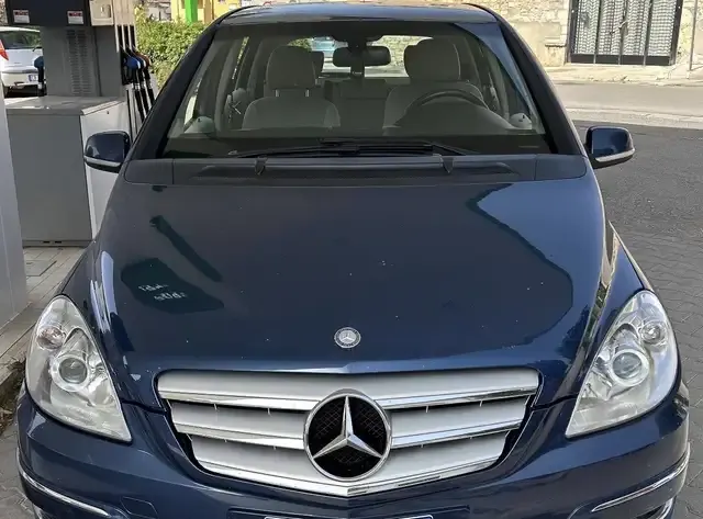 Mercedes-Benz B 170