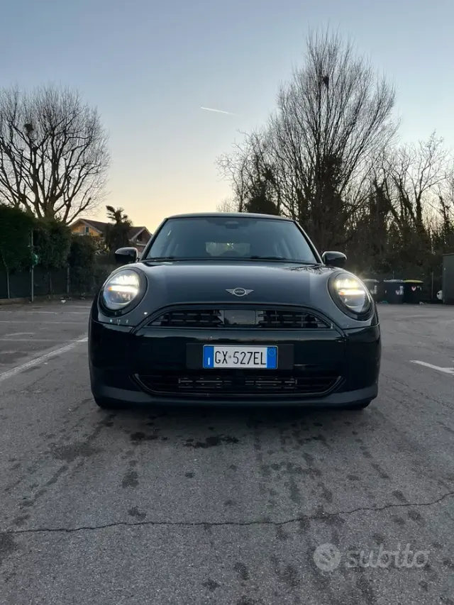 MINI Mini 5ª serie (F66)