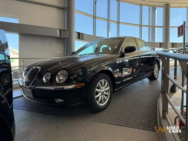 Jaguar S-Type