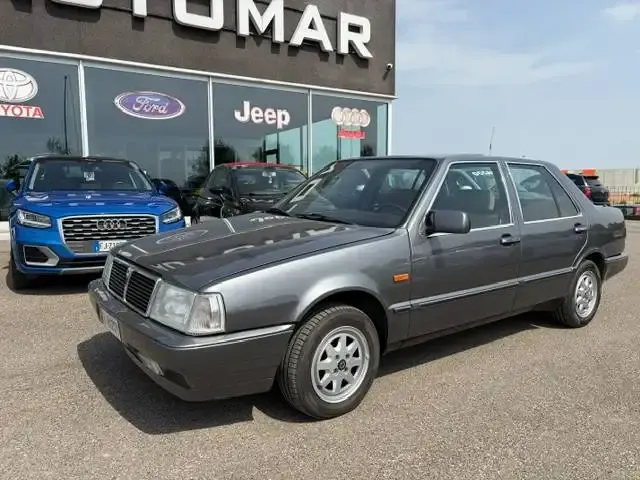 Lancia Thema