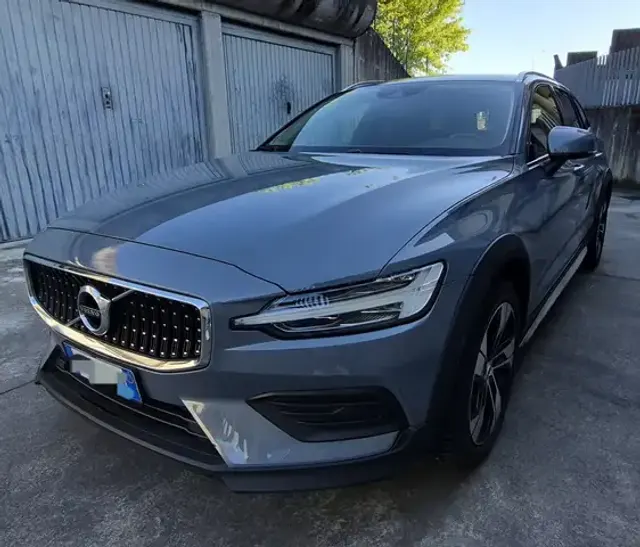 Volvo V60 Cross Country