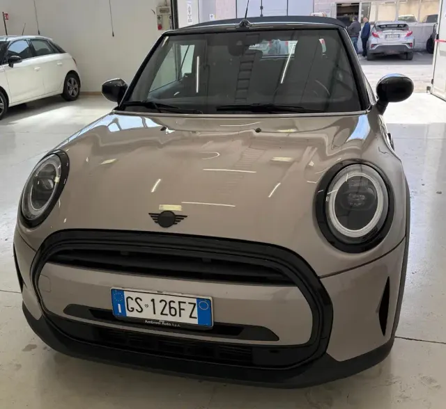 MINI Cooper Cabrio