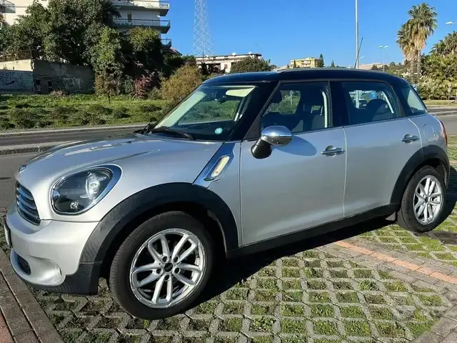 MINI Cooper D Countryman