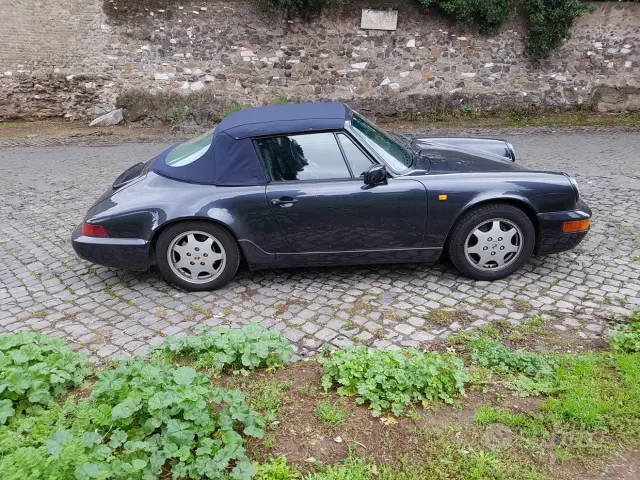 Porsche 911 (964)