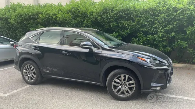 Lexus NX 2ª serie