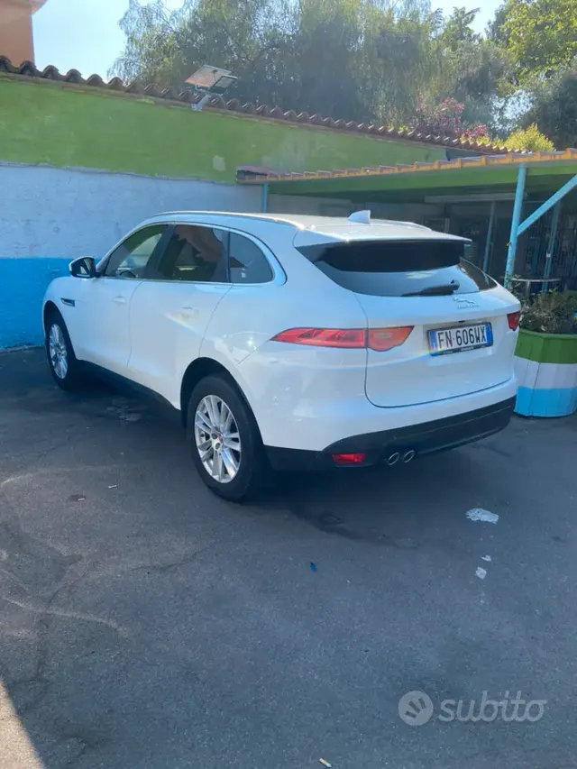 Jaguar F-Pace (X761)