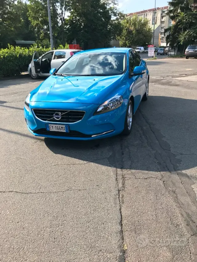Volvo V40 (2012-2020)