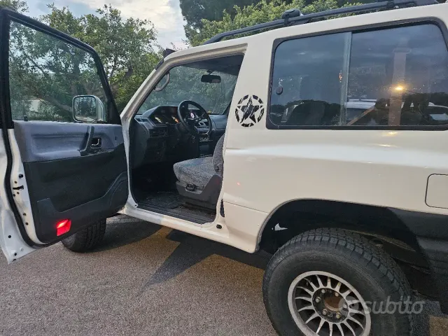 Mitsubishi Pajero (2000-2007)