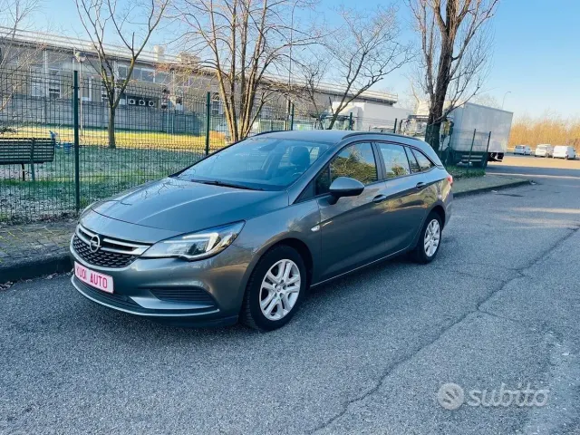 Opel Astra 5ª serie