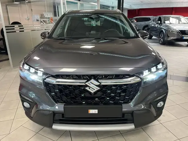 Suzuki S-Cross