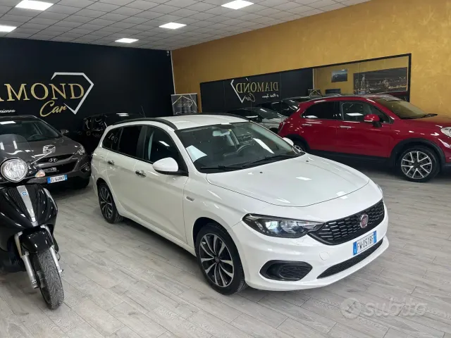 Fiat Tipo (2015-->)