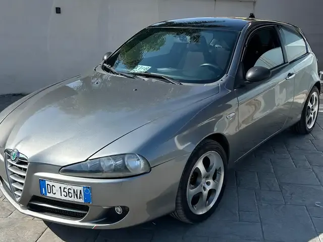 Alfa Romeo 147