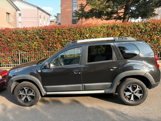 Dacia Duster 1ª serie