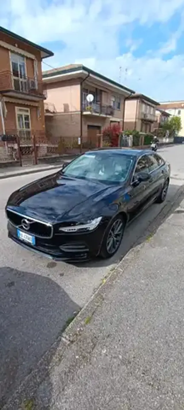 Volvo S90